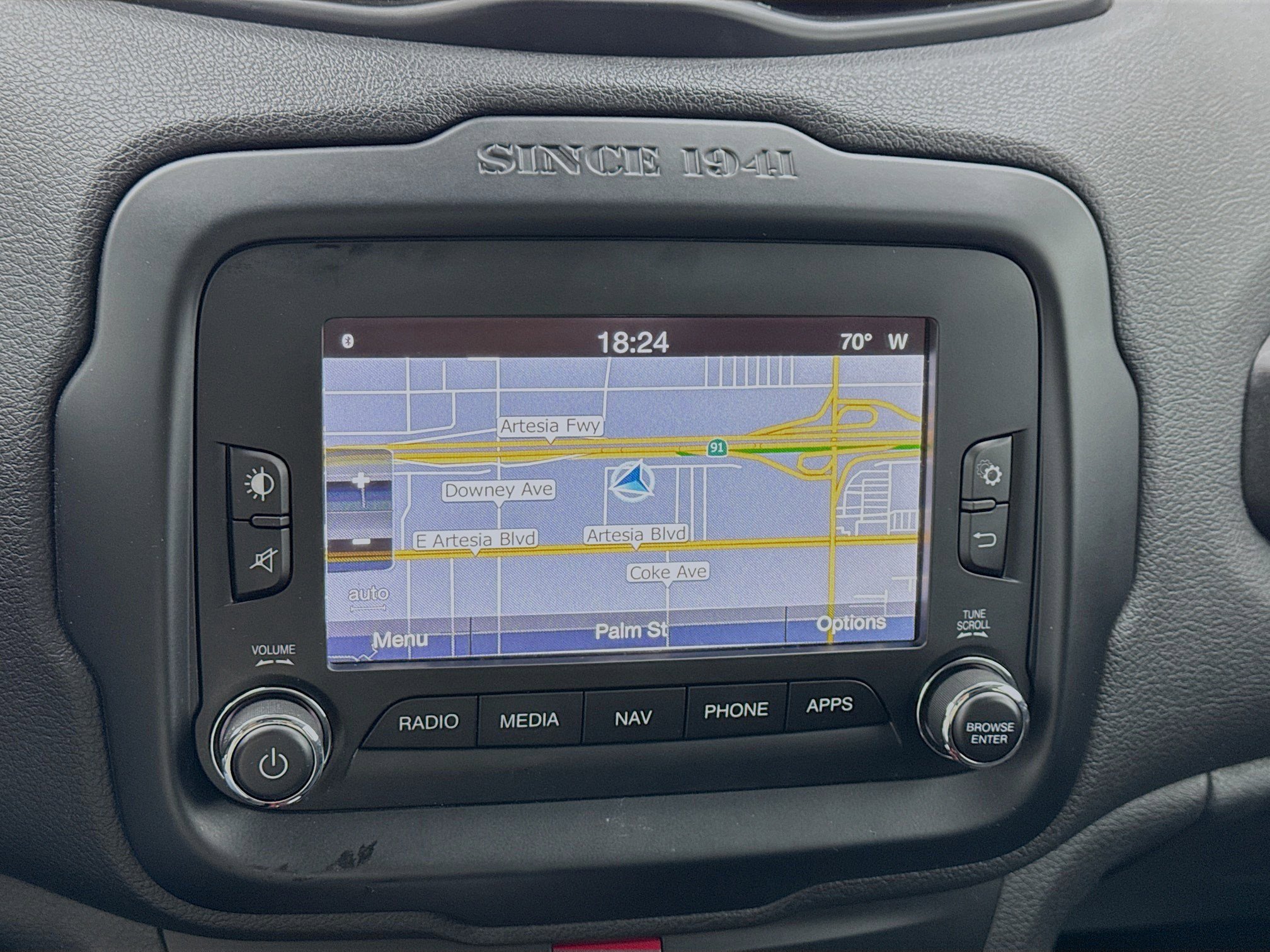 Used 2017 Jeep Renegade Trailhawk image 9