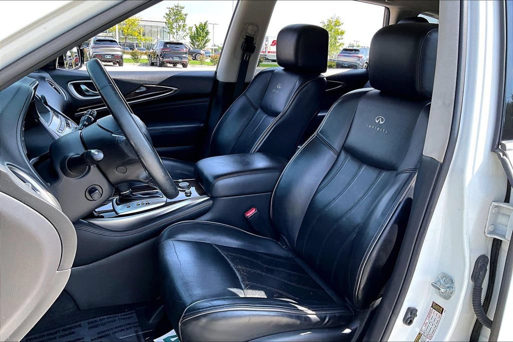 Used 2014 INFINITI QX60 Luxe w/ Deluxe Touring Package AWD/4WD image 15