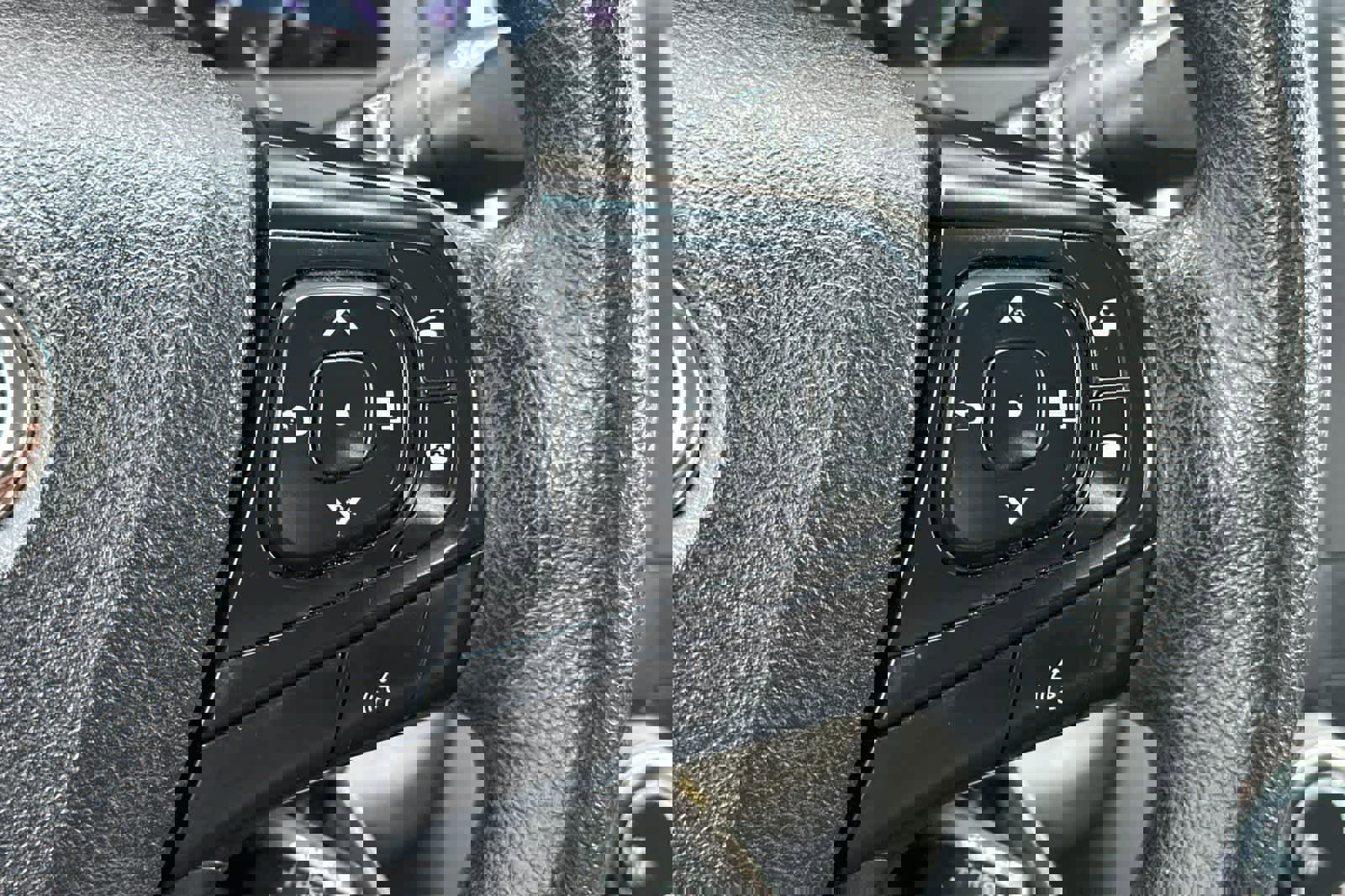 Used 2017 Toyota Camry LE image 25