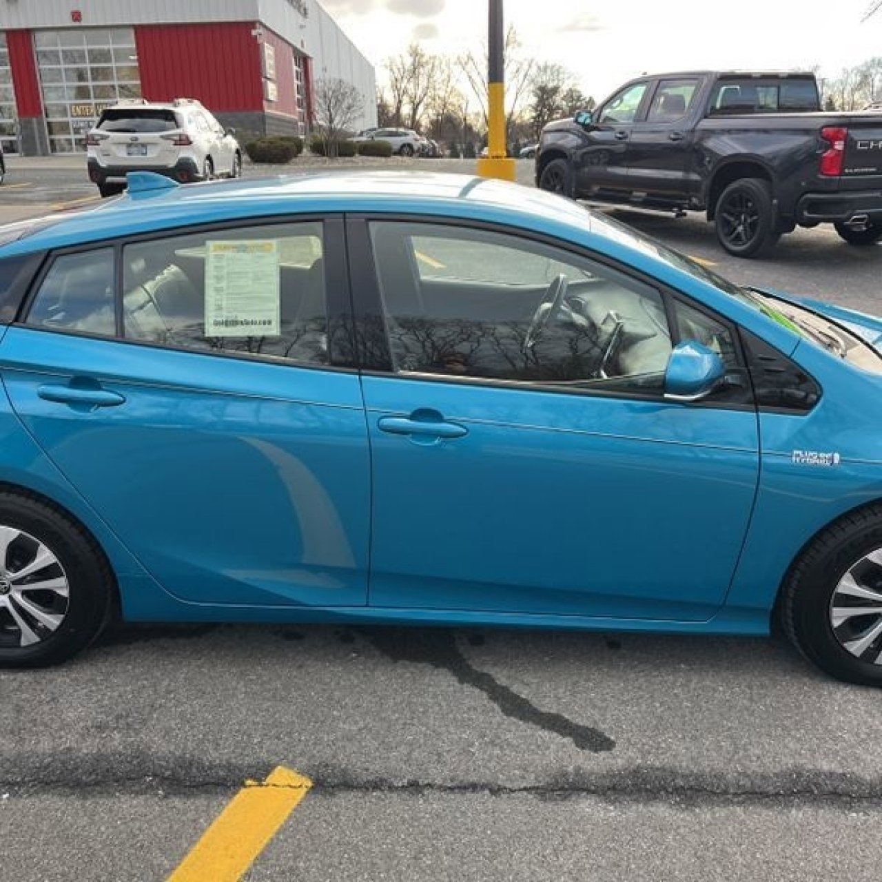 Used 2020 Toyota Prius Prime XLE image 10