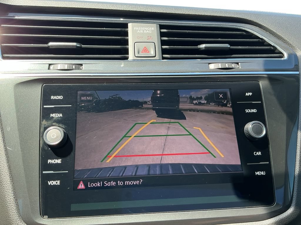 Used 2019 Volkswagen Tiguan SE FWD image 18