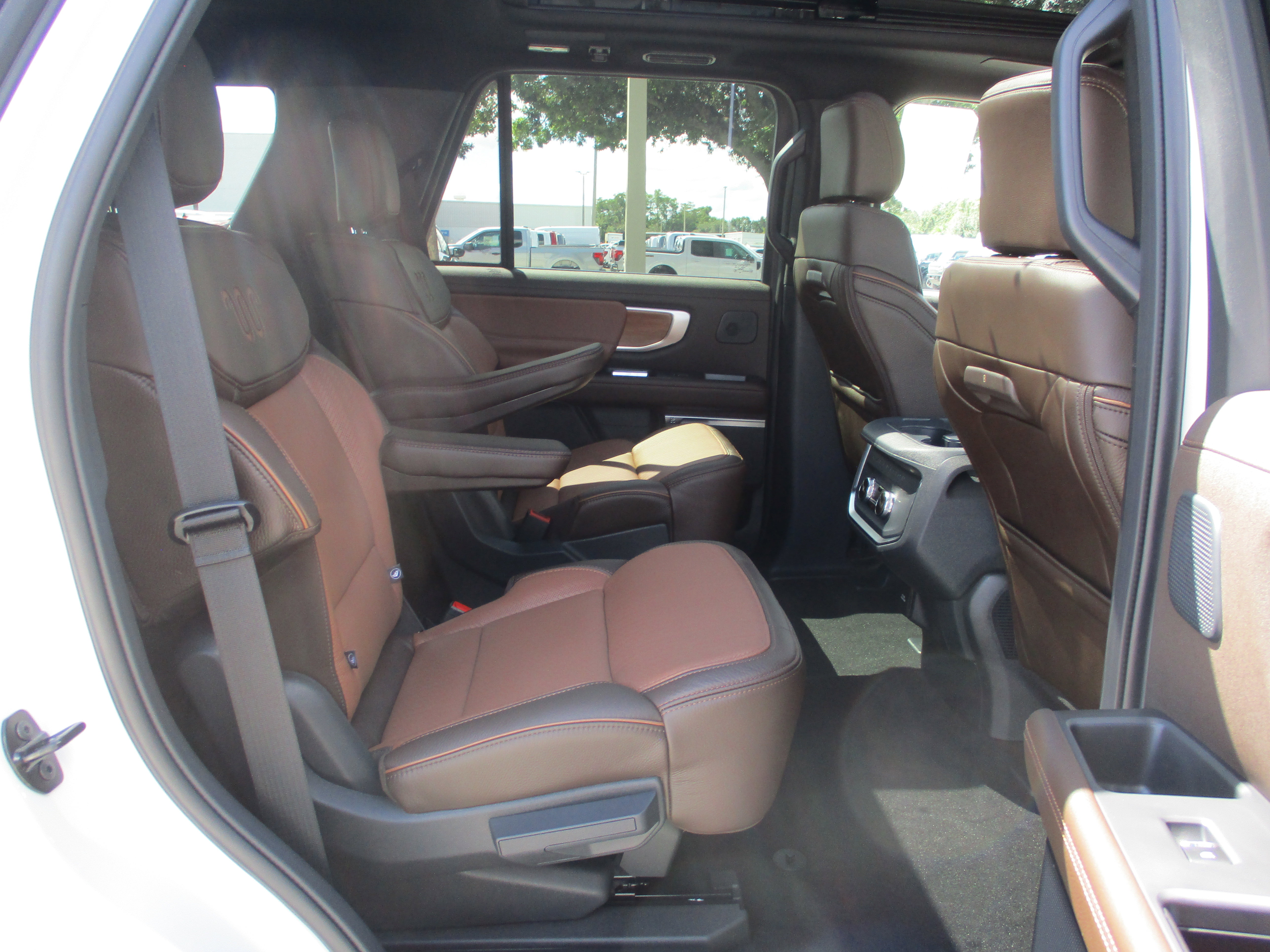 New 2025 Ford Expedition King Ranch image 13