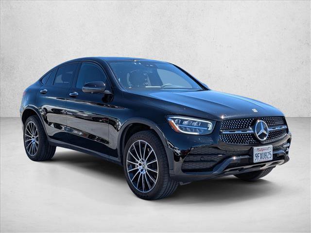 Used 2023 Mercedes-Benz GLC 300 4MATIC Coupe image 3