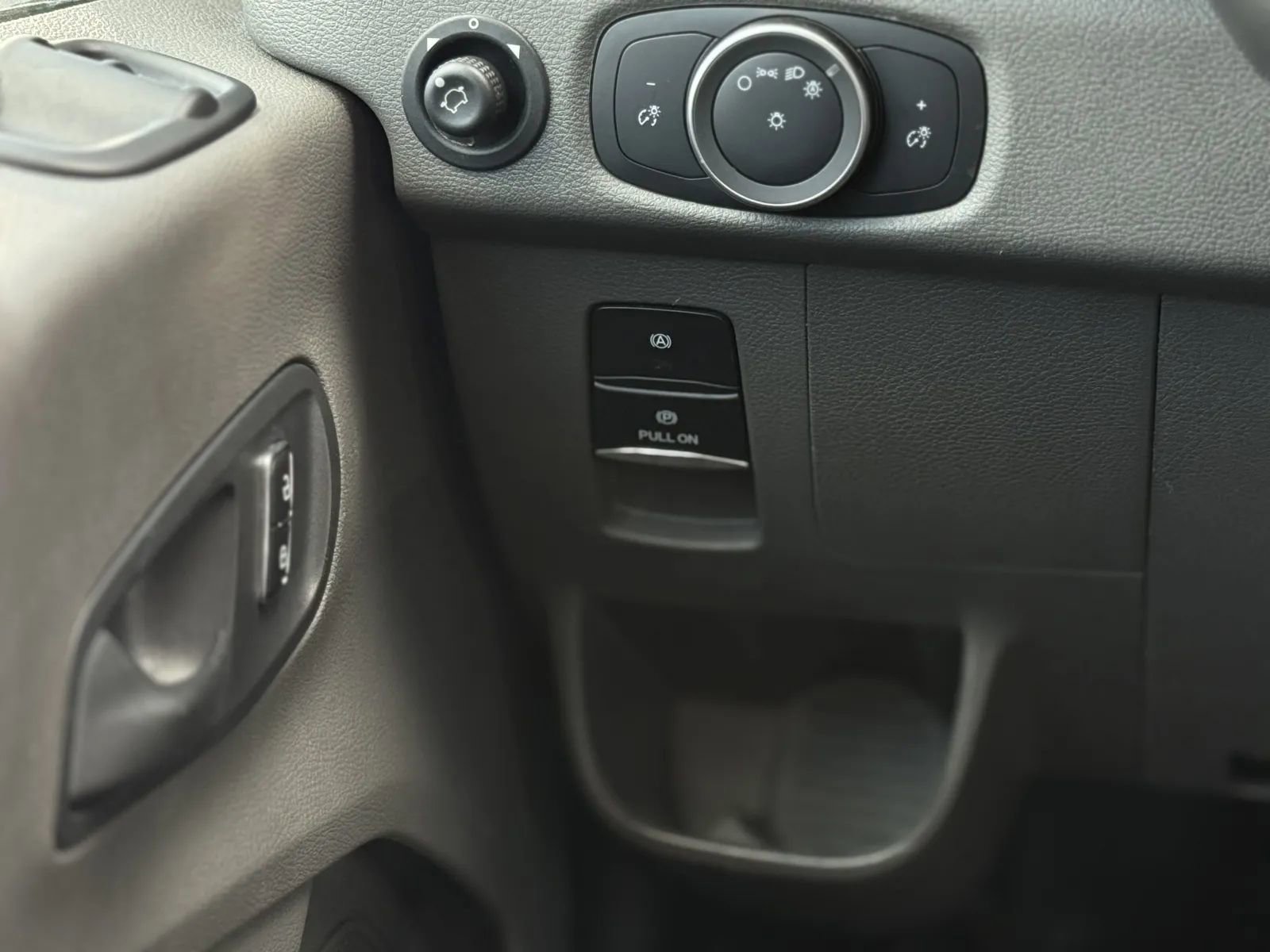 Used 2023 Ford Transit 250 Medium Roof AWD image 26