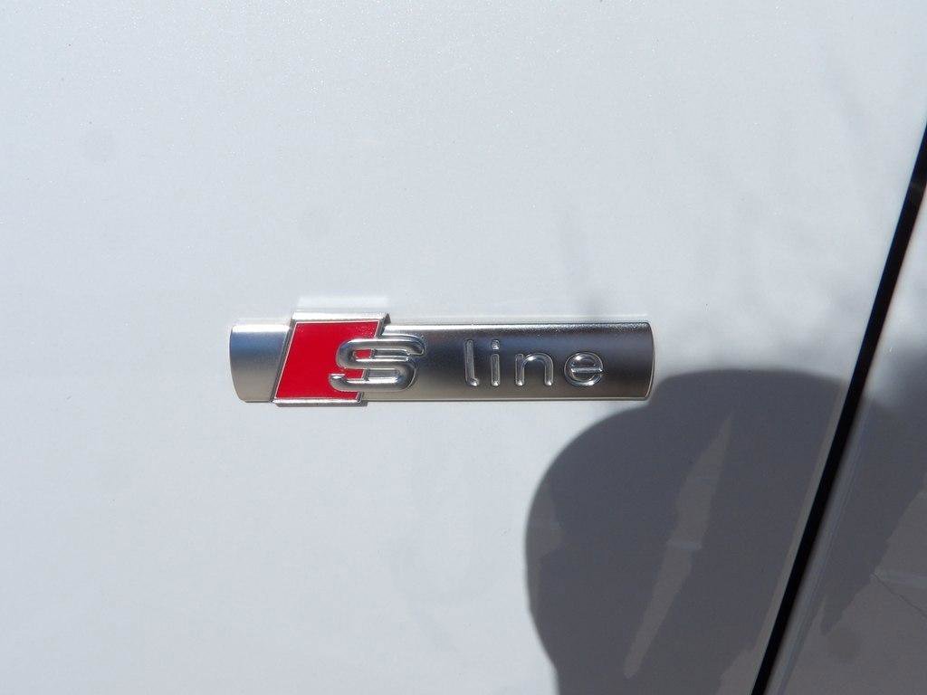 Used 2017 Audi A6 2.0T Premium Plus w/ Premium Plus Package image 39