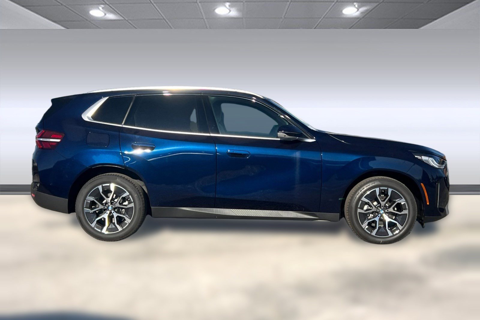 Used 2026 BMW X3 xDrive30i w/ Premium Package AWD/4WD image 7