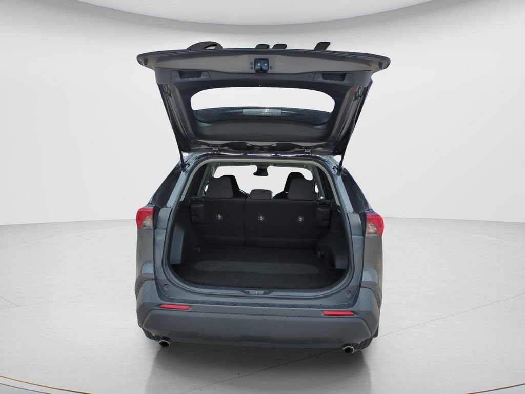 Used 2025 Toyota RAV4 LE FWD image 9