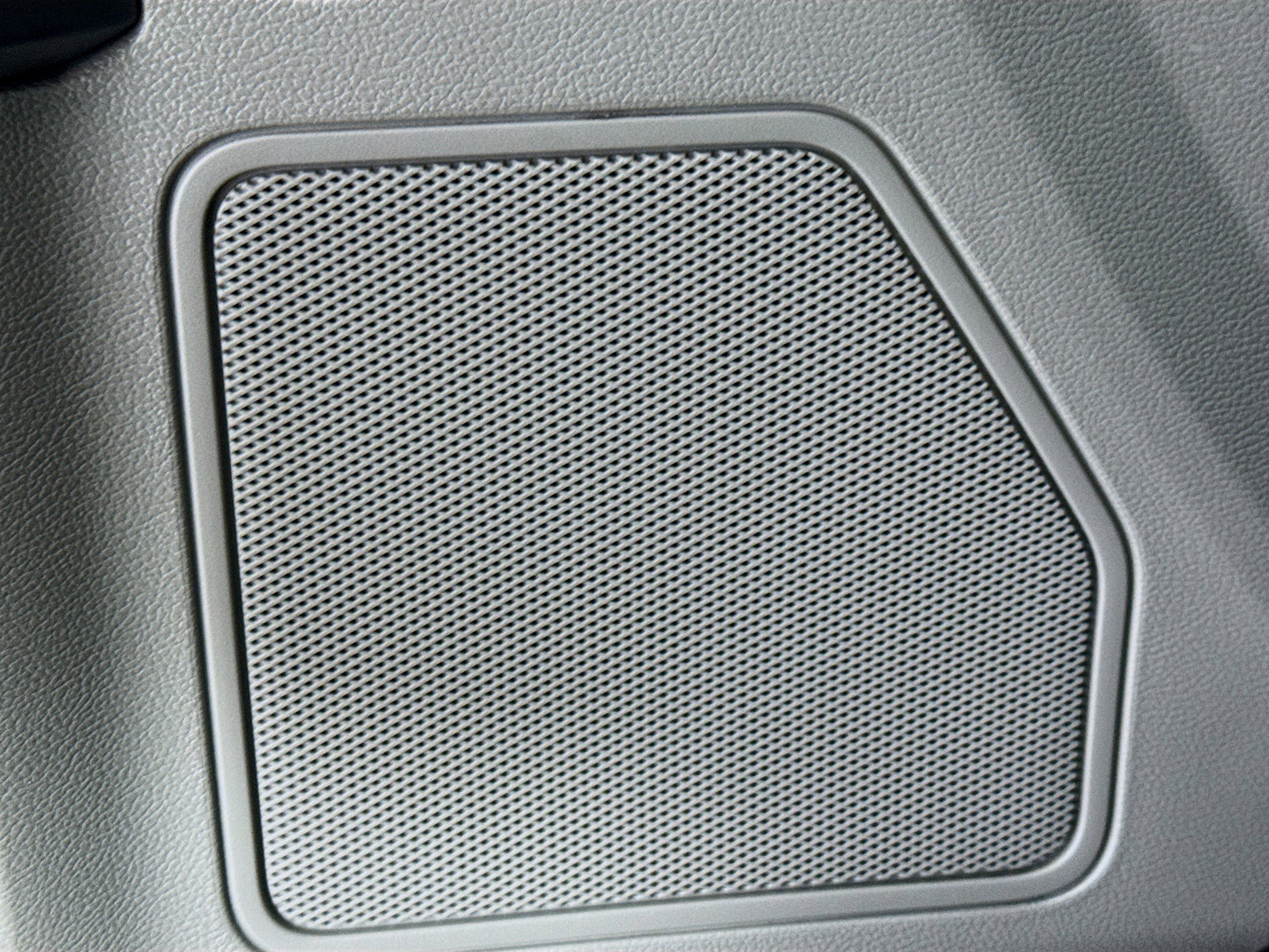 Used 2020 Ford F150 XLT image 18