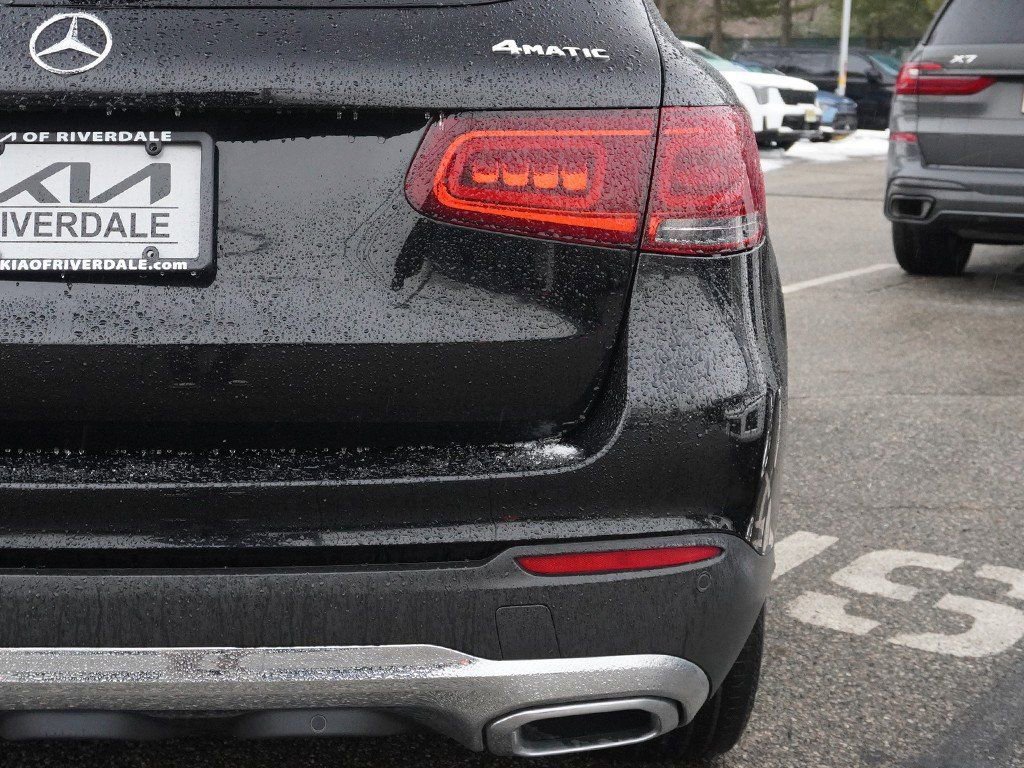 Used 2022 Mercedes-Benz GLC 300 4MATIC w/ Premium Package Lite image 15