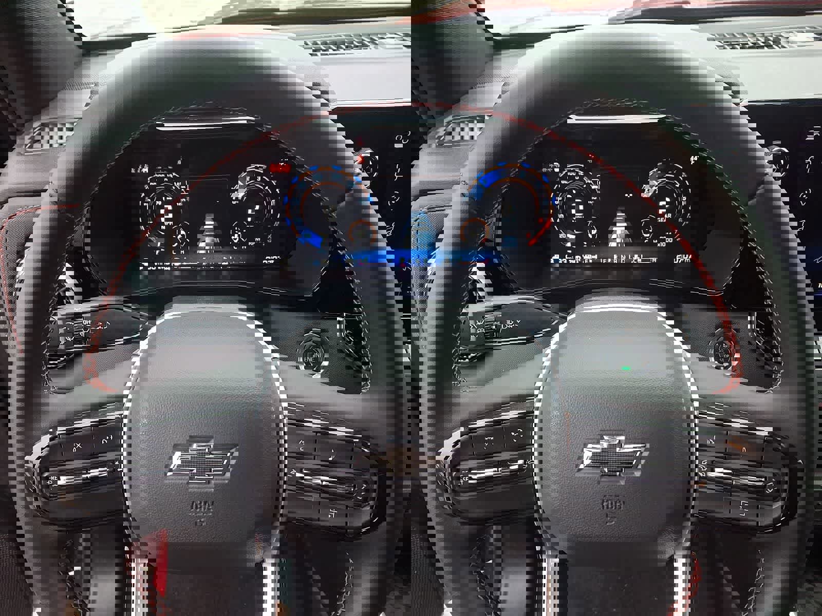 Used 2024 Chevrolet Colorado Z71 w/ Z71 Convenience Package 2 image 19