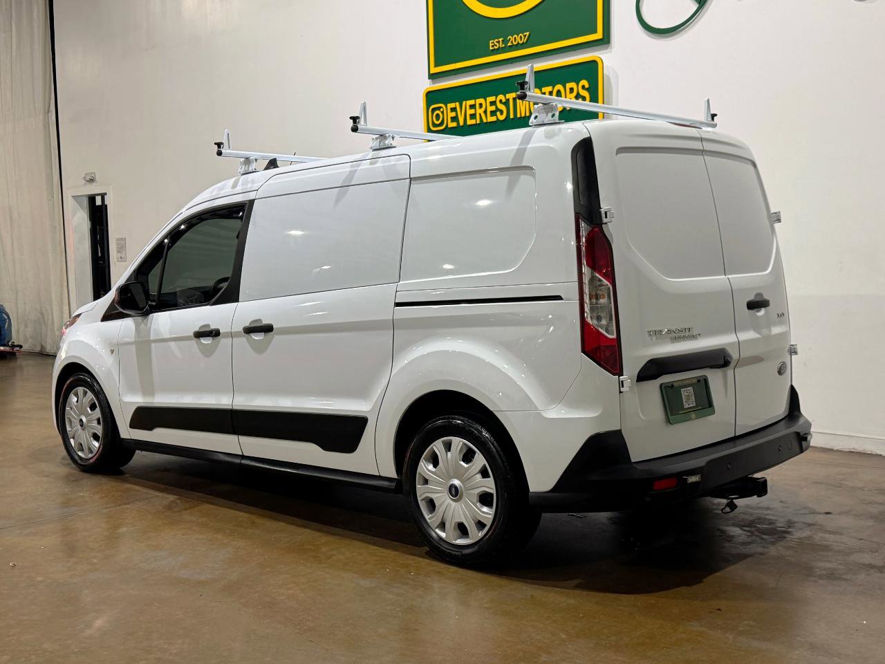 Used 2020 Ford Transit Connect XLT image 6