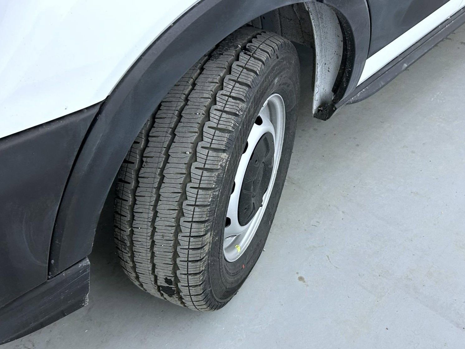 New 2026 Ford Transit 350 XL RWD image 21