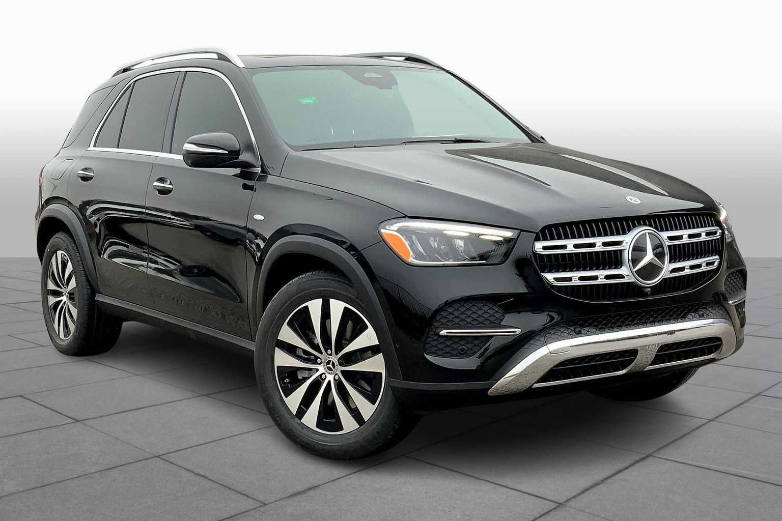 Used 2025 Mercedes-Benz GLE 450e 4MATIC image 2