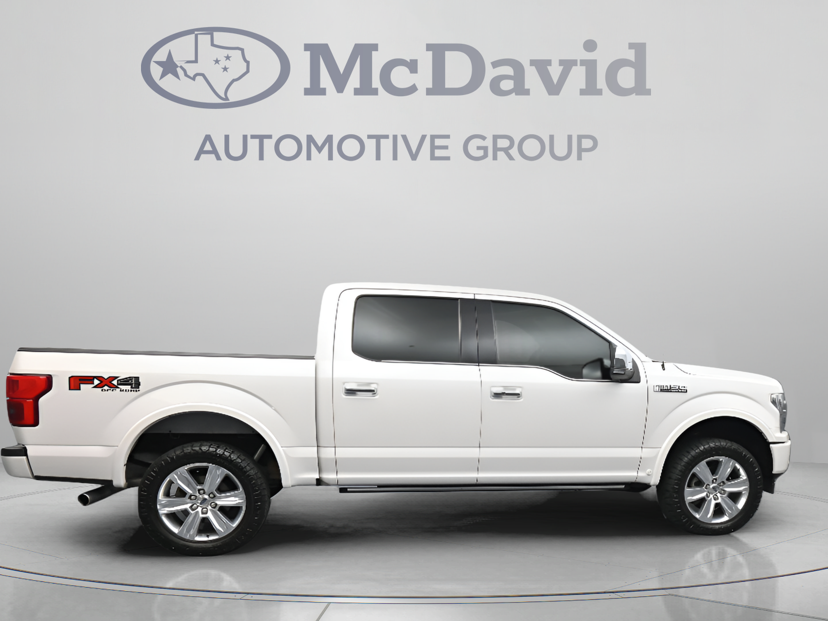 Used 2018 Ford F150 Platinum w/ Equipment Group 701A Luxury AWD/4WD image 9