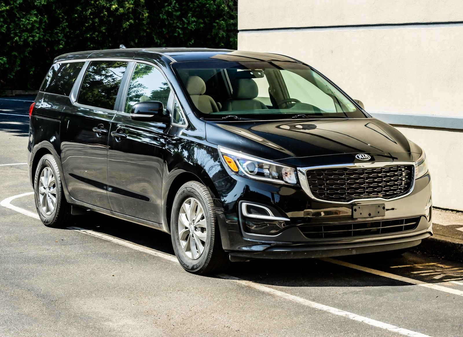 Used 2020 Kia Sedona LX FWD image 10