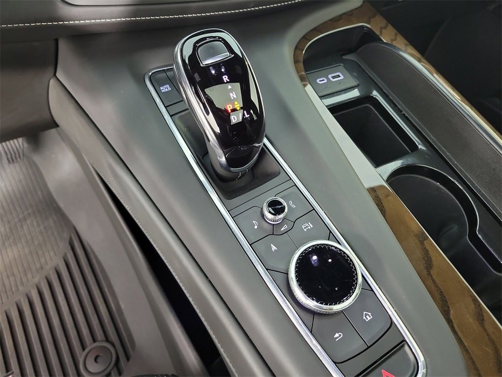 Certified 2023 Cadillac Escalade Sport Platinum w/ LPO, ONYX Package image 30