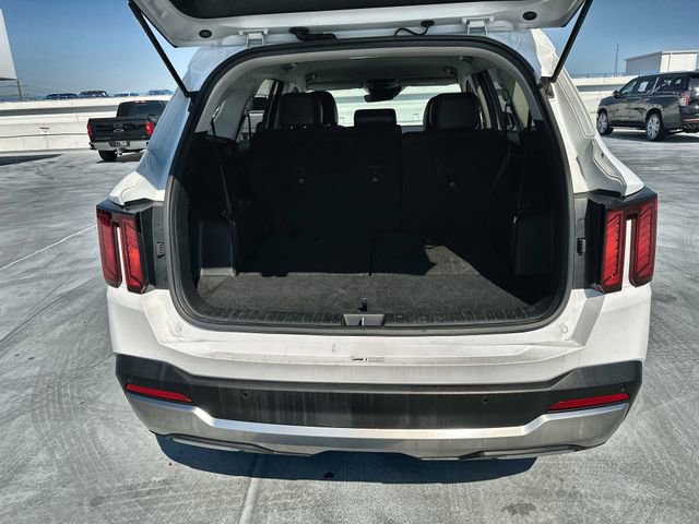 Used 2024 Kia Sorento S FWD image 22