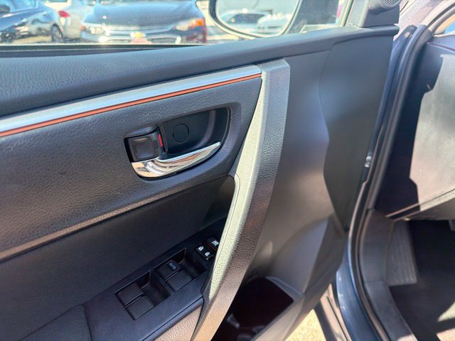 Used 2016 Toyota Corolla LE FWD image 11