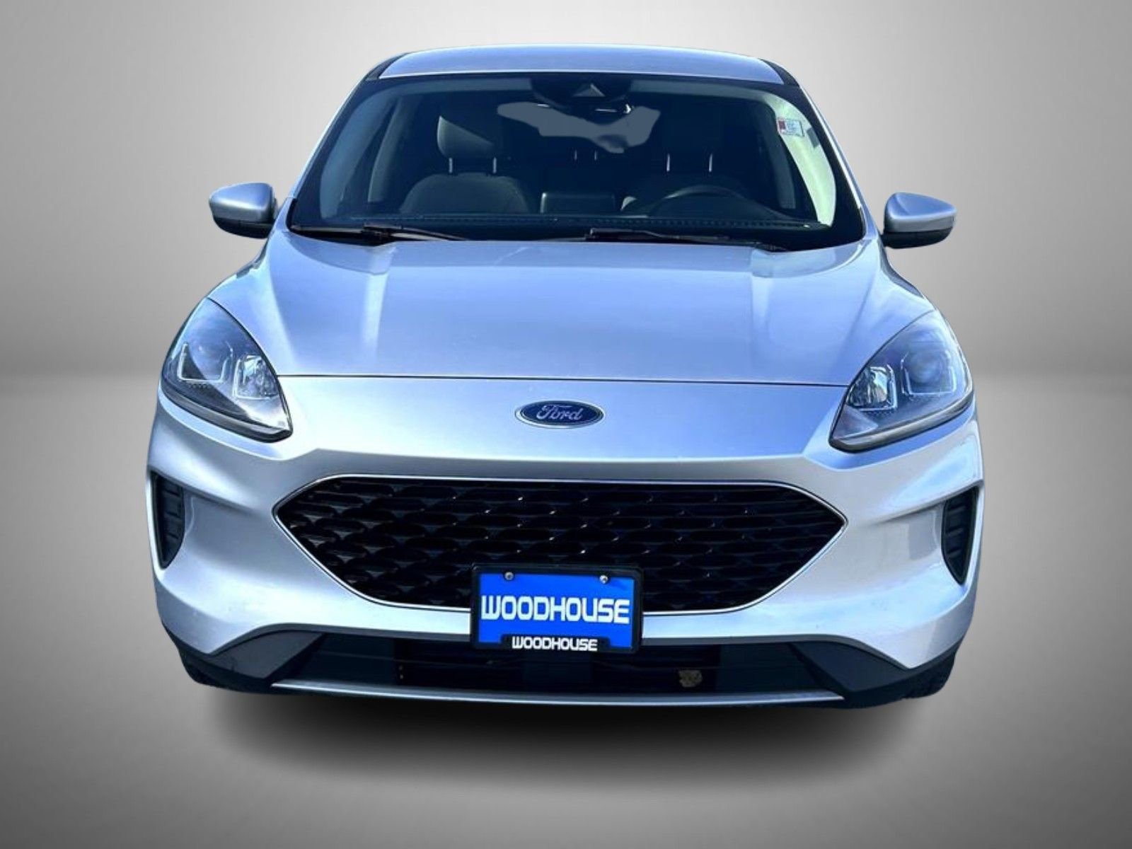 Used 2020 Ford Escape SE image 2