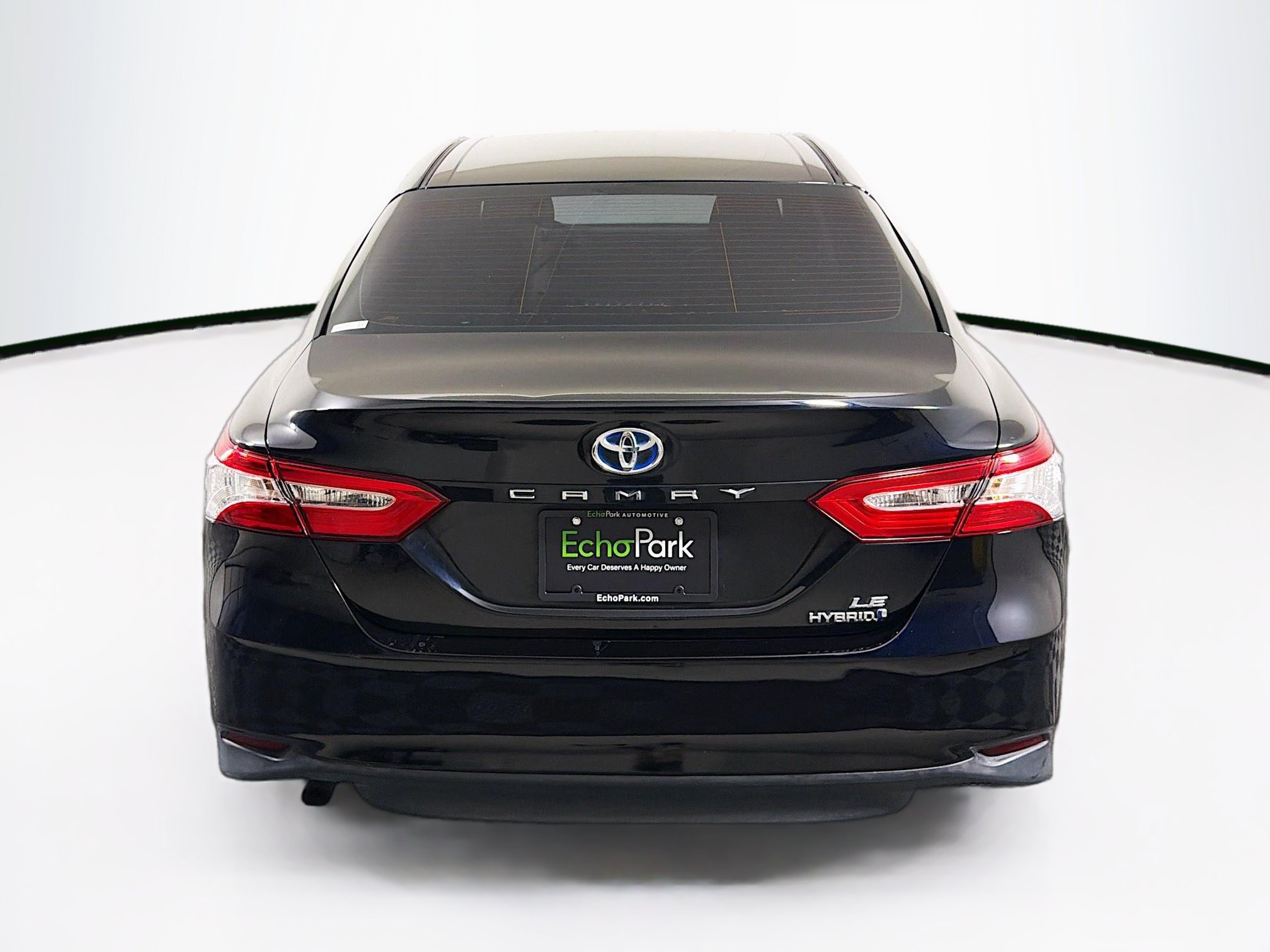 Used 2018 Toyota Camry LE FWD image 7