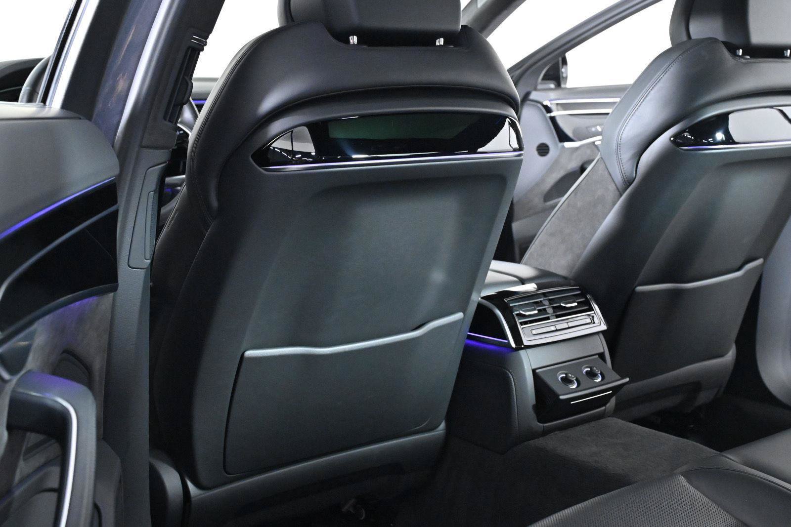 Used 2020 Audi S8 L w/ S8 Executive Package AWD/4WD image 29