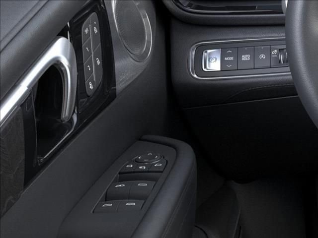 New 2026 Buick Enclave Avenir image 22