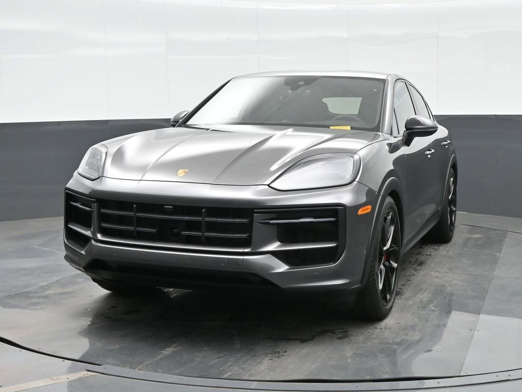 Certified 2025 Porsche Cayenne GTS image 12