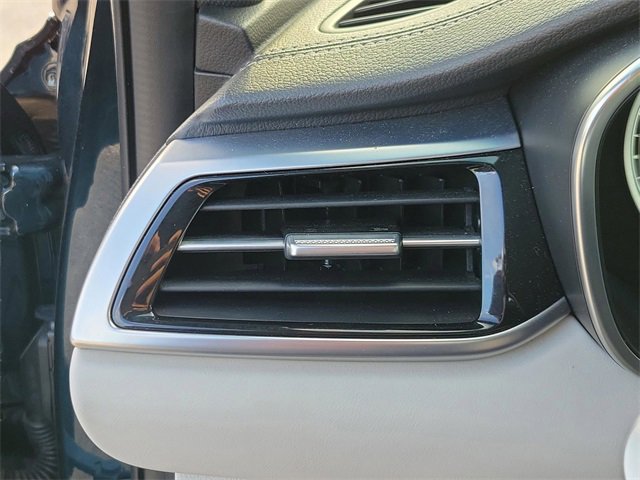 Used 2024 Genesis G70 2.5T image 32