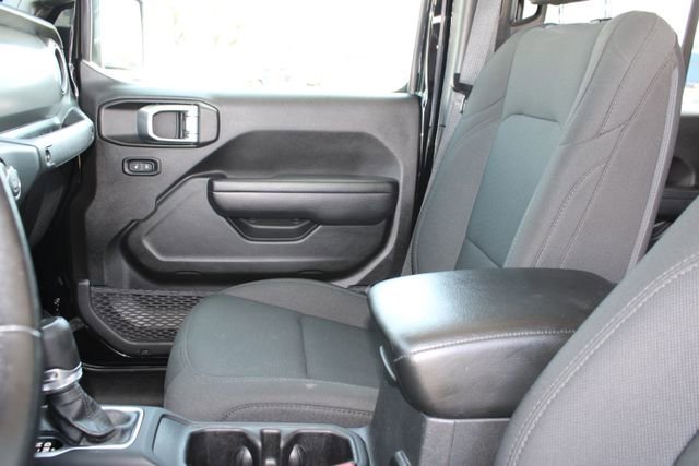 Used 2022 Jeep Gladiator Willys image 32