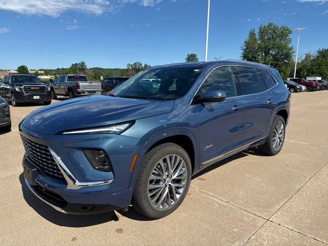 Used 2026 Buick Enclave Avenir w/ Super Cruise Package AWD/4WD image 7