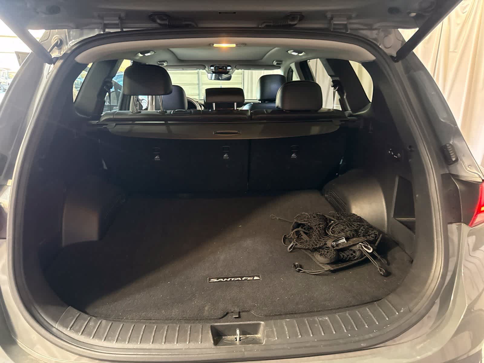 Certified 2023 Hyundai Santa Fe SEL w/ Premium Package AWD/4WD image 15