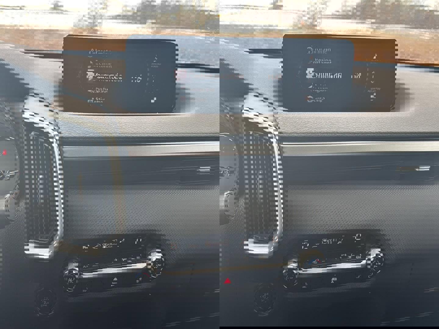 Used 2025 MAZDA CX-50 AWD 2.5 S w/ Premium Package image 15