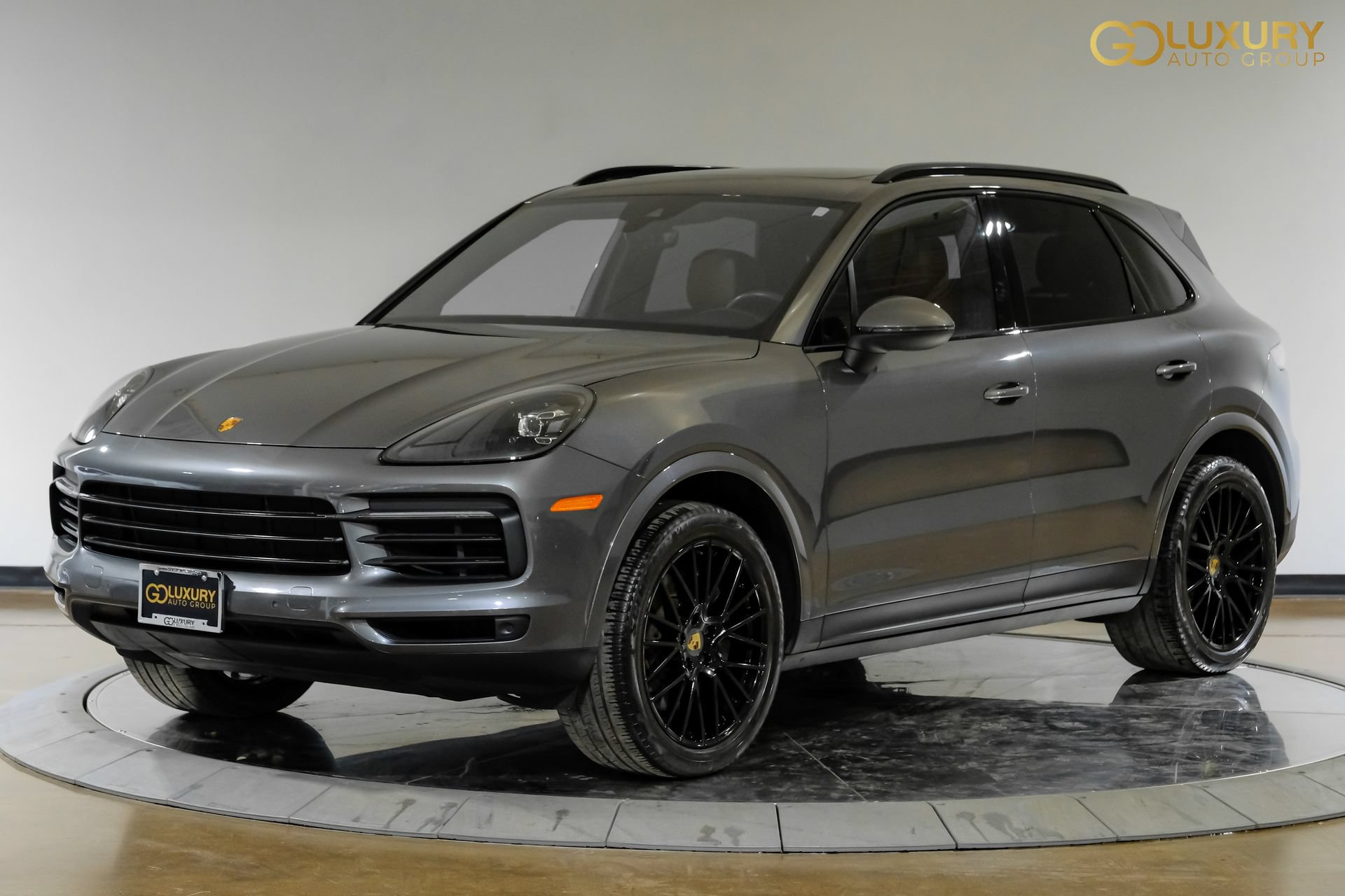 Used 2023 Porsche Cayenne Platinum Edition AWD/4WD image 8