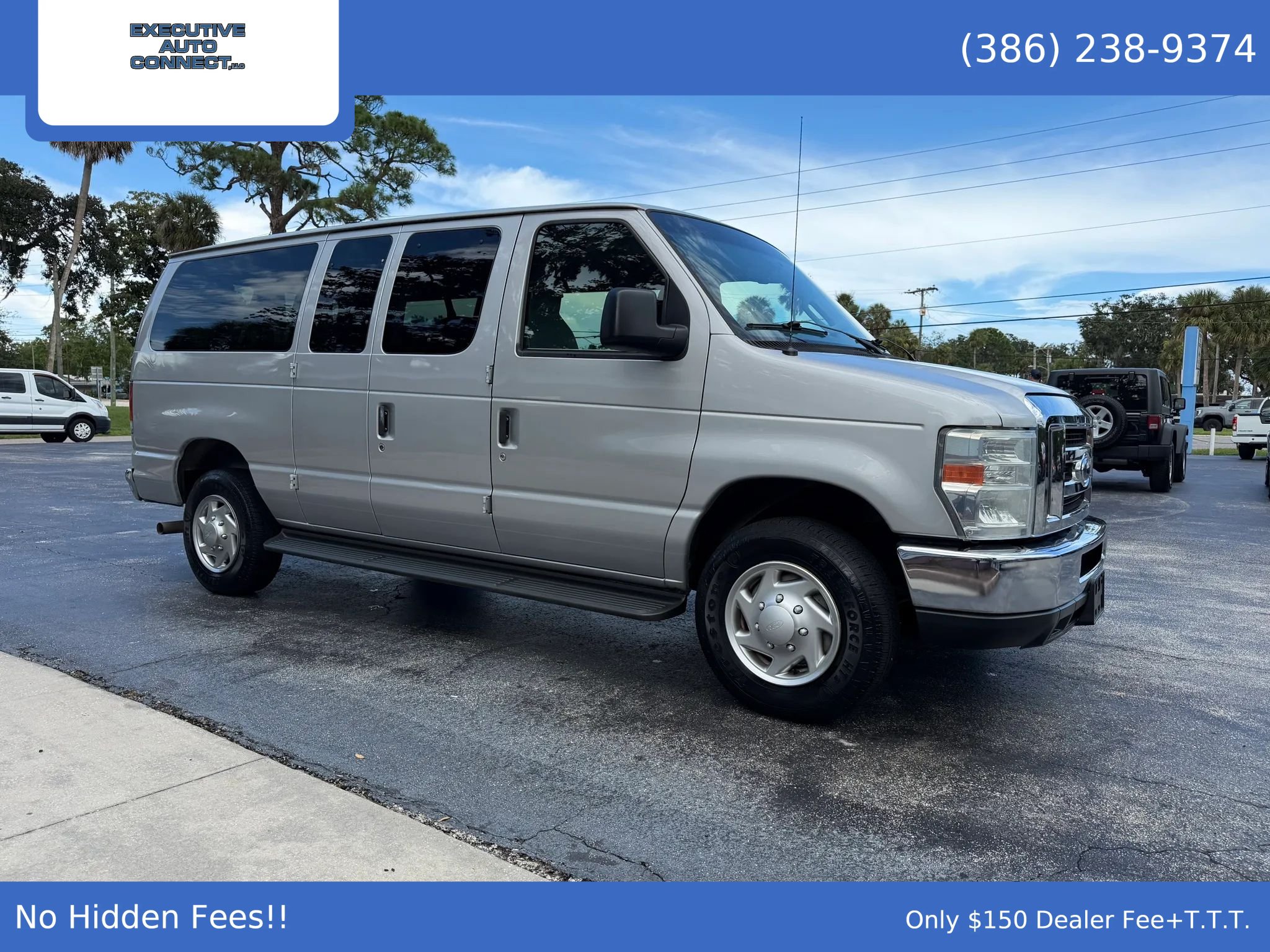 Used 2014 Ford E-350 and Econoline 350 XLT RWD image 3