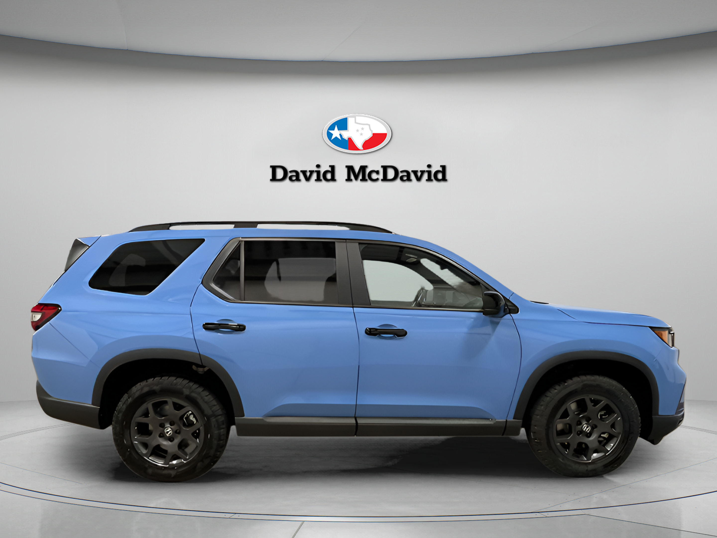 Used 2025 Honda Pilot TrailSport image 7