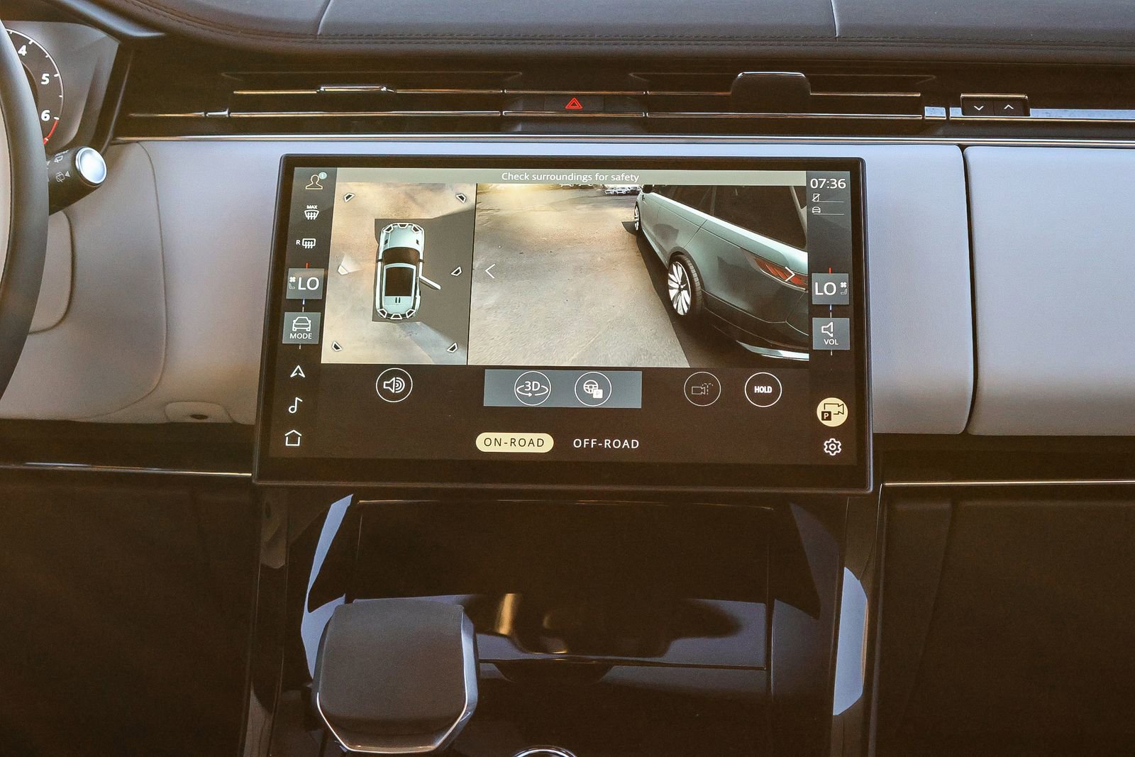 New 2026 Land Rover Range Rover Sport Dynamic SE image 25