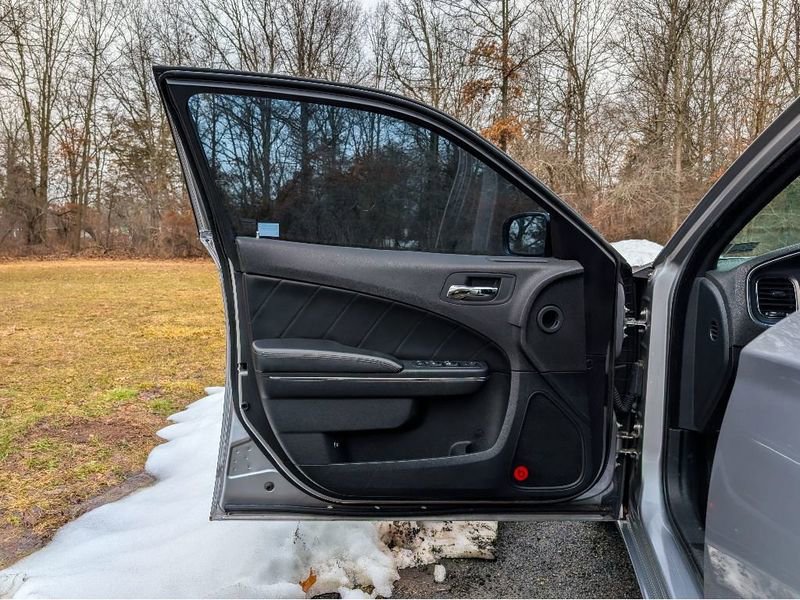 Used 2014 Dodge Charger R/T w/ Wheels & Tunes Group image 10