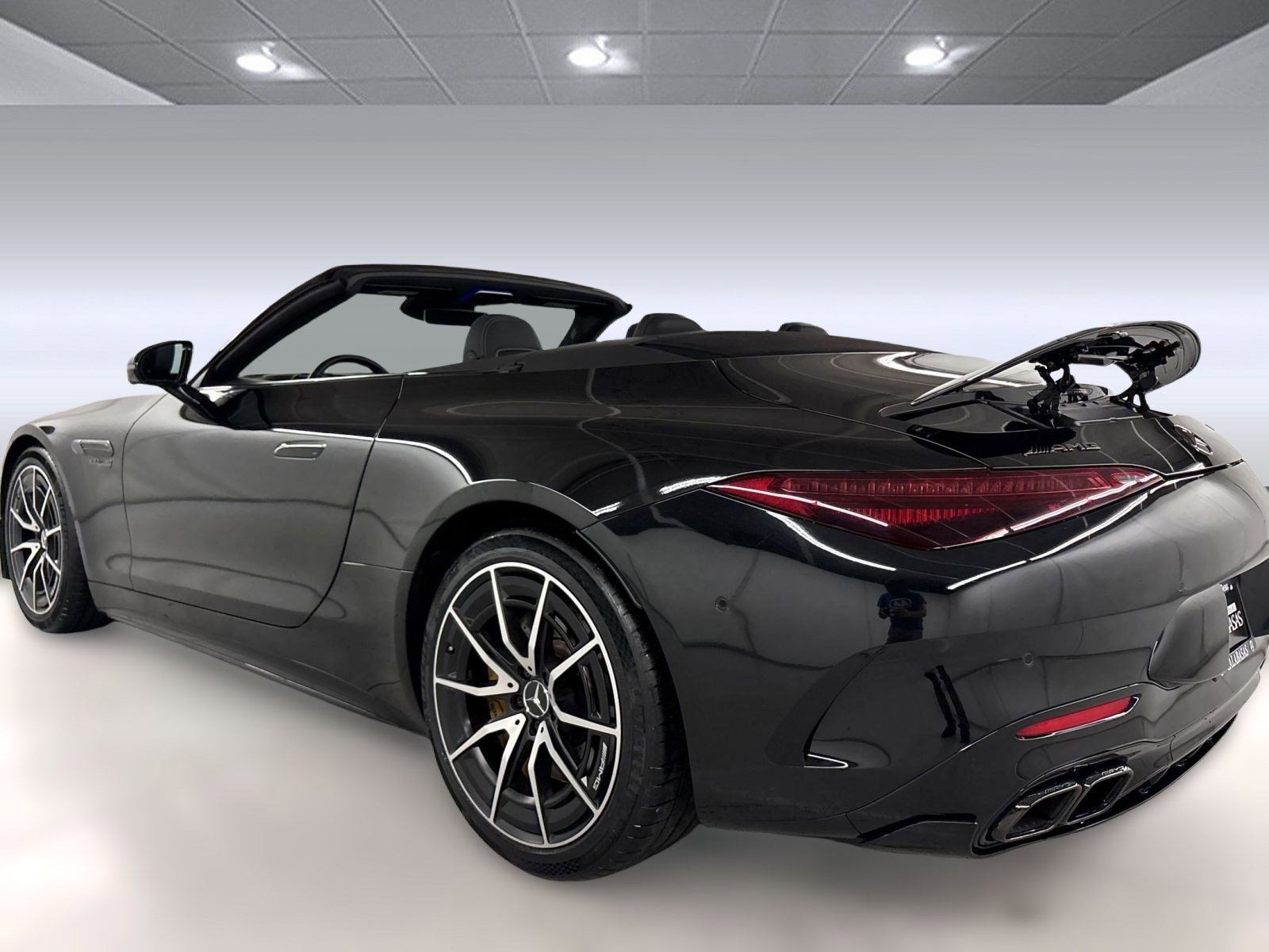 Certified 2022 Mercedes-Benz SL 63 AMG 4MATIC image 3