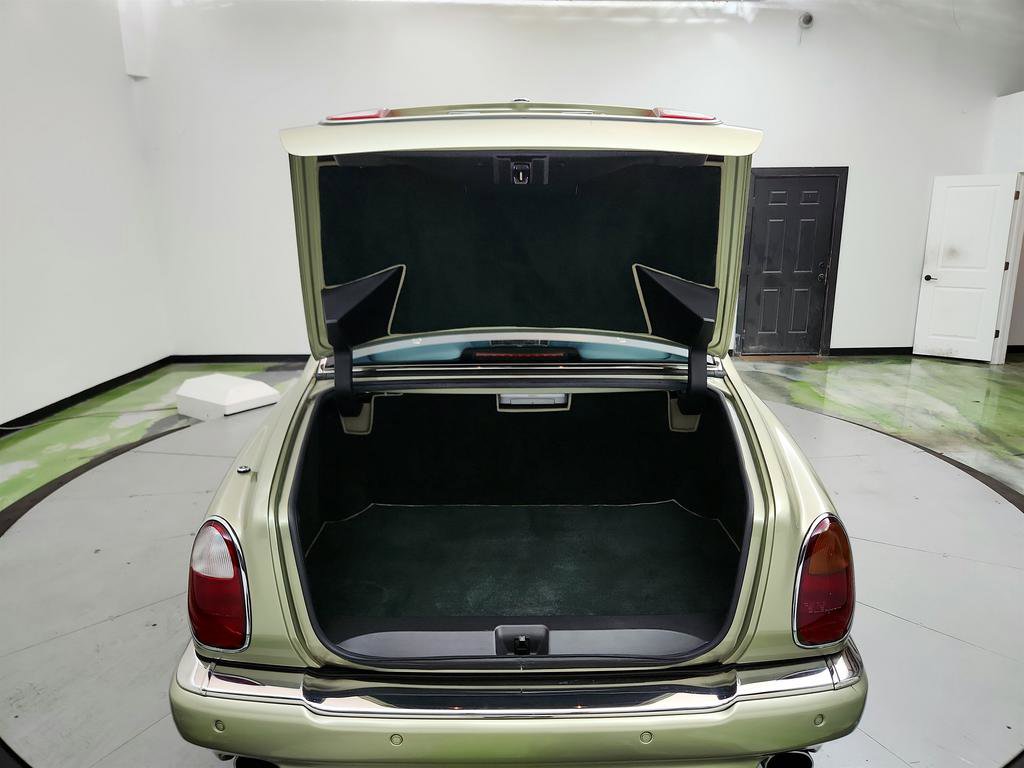 Used 2000 Bentley Arnage Red Label image 27