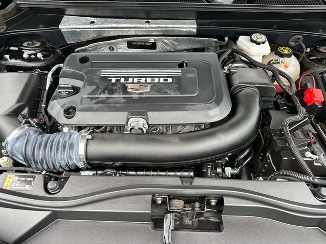 Certified 2023 Cadillac XT4 Premium Luxury AWD/4WD image 10