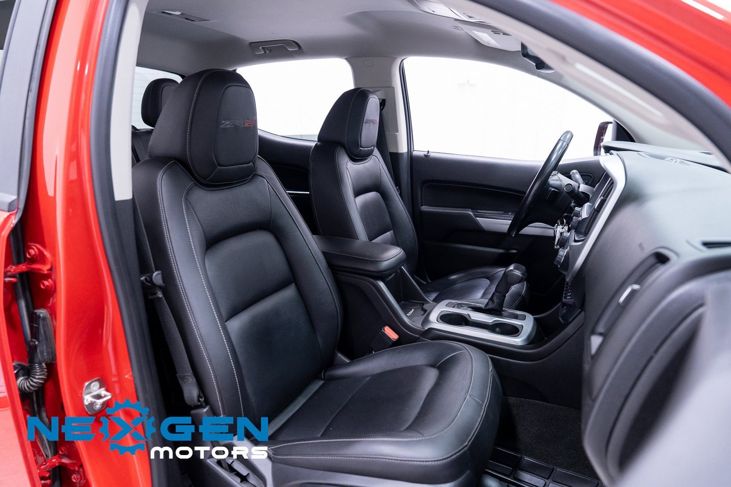 Used 2018 Chevrolet Colorado ZR2 image 49