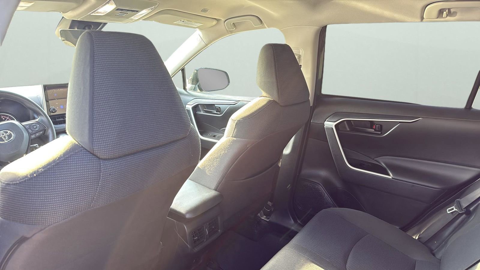 Used 2024 Toyota RAV4 LE FWD image 29