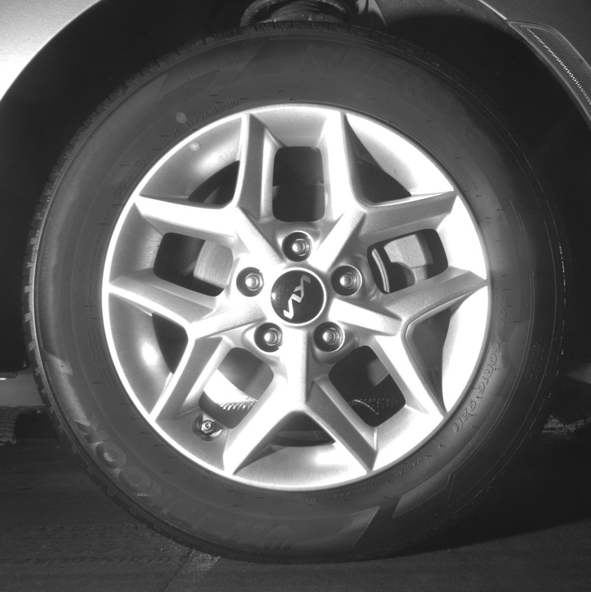 Used 2025 Kia Soul LX w/ LX Technology Package FWD image 13