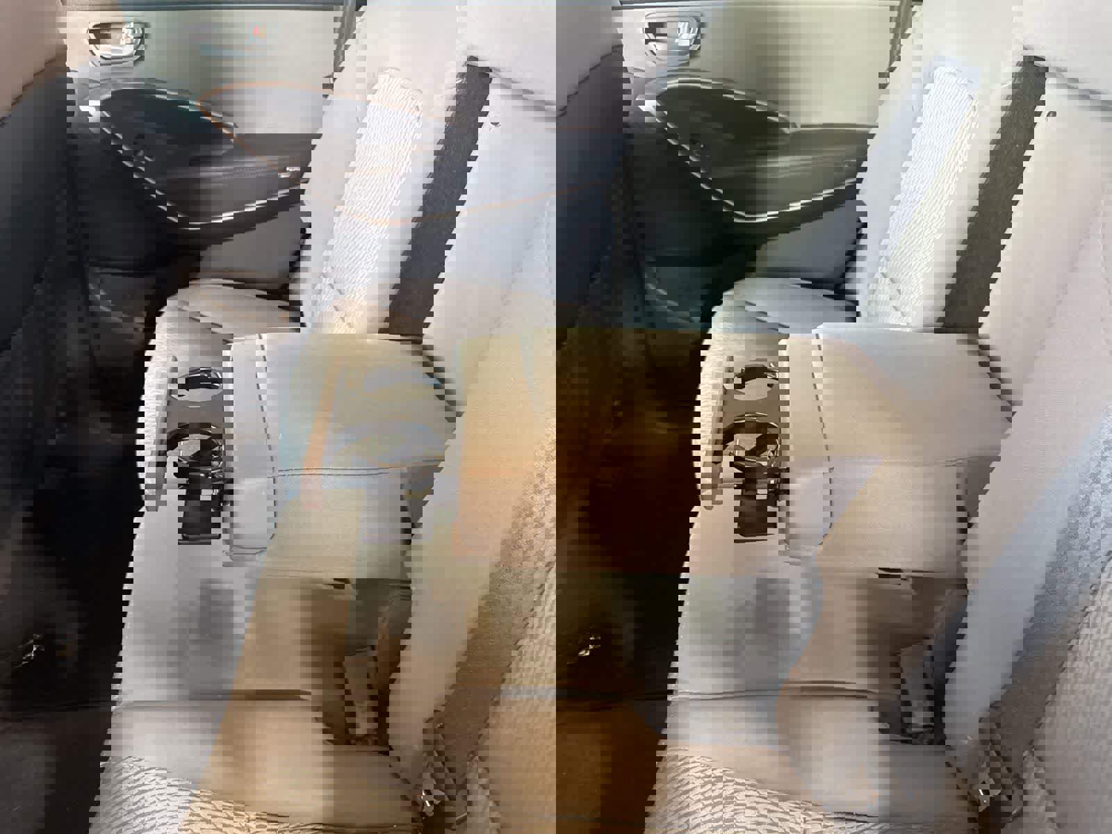 Used 2018 Hyundai Santa Fe SE image 17