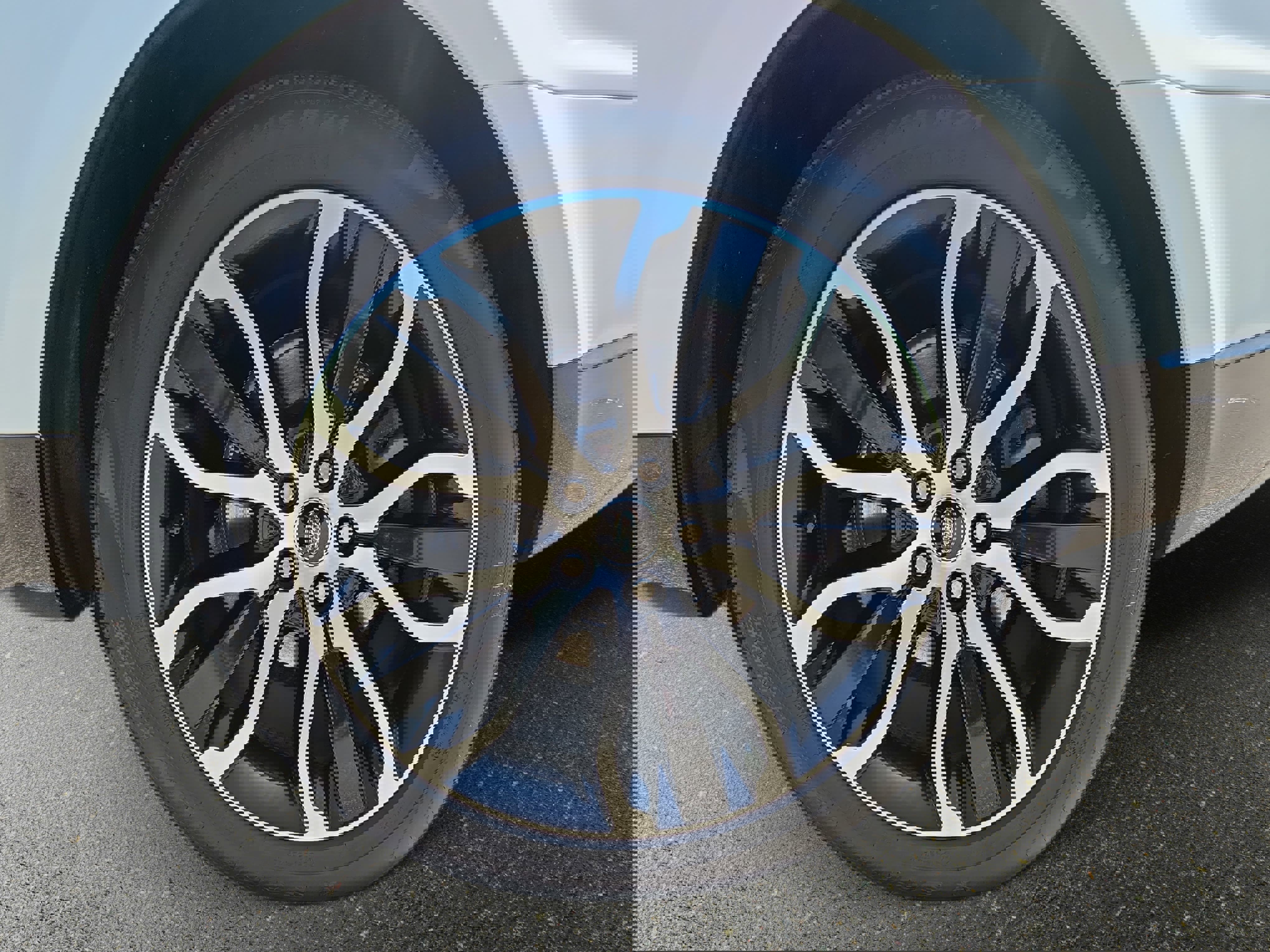 Certified 2022 Land Rover Range Rover Sport HSE Silver Edition image 34