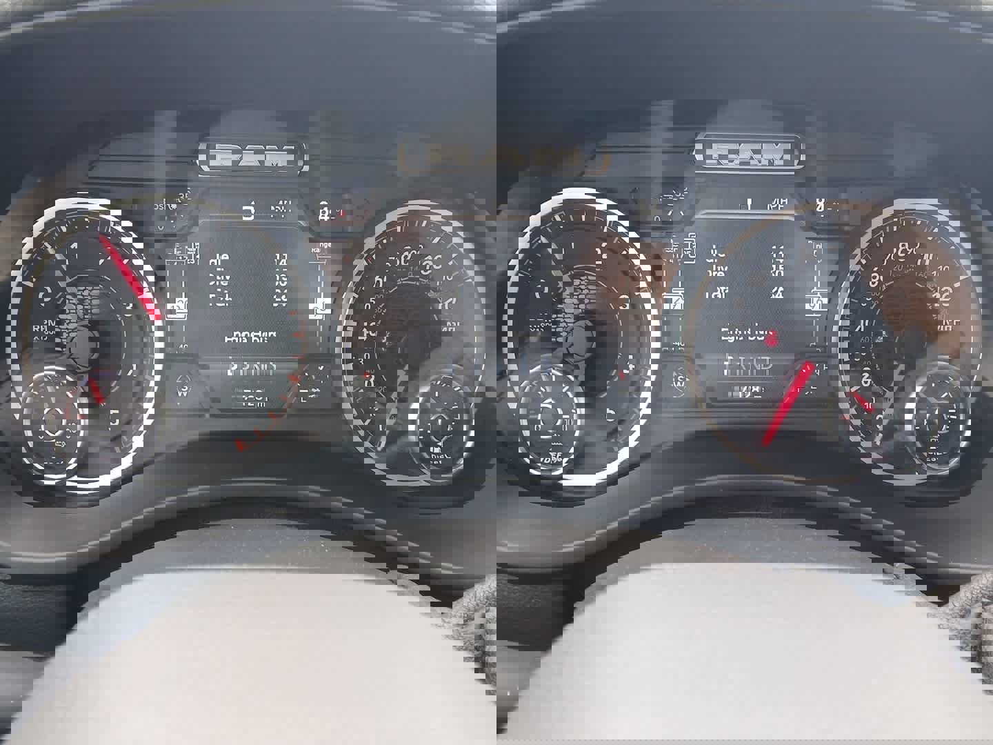 Used 2025 RAM 3500 Big Horn image 28