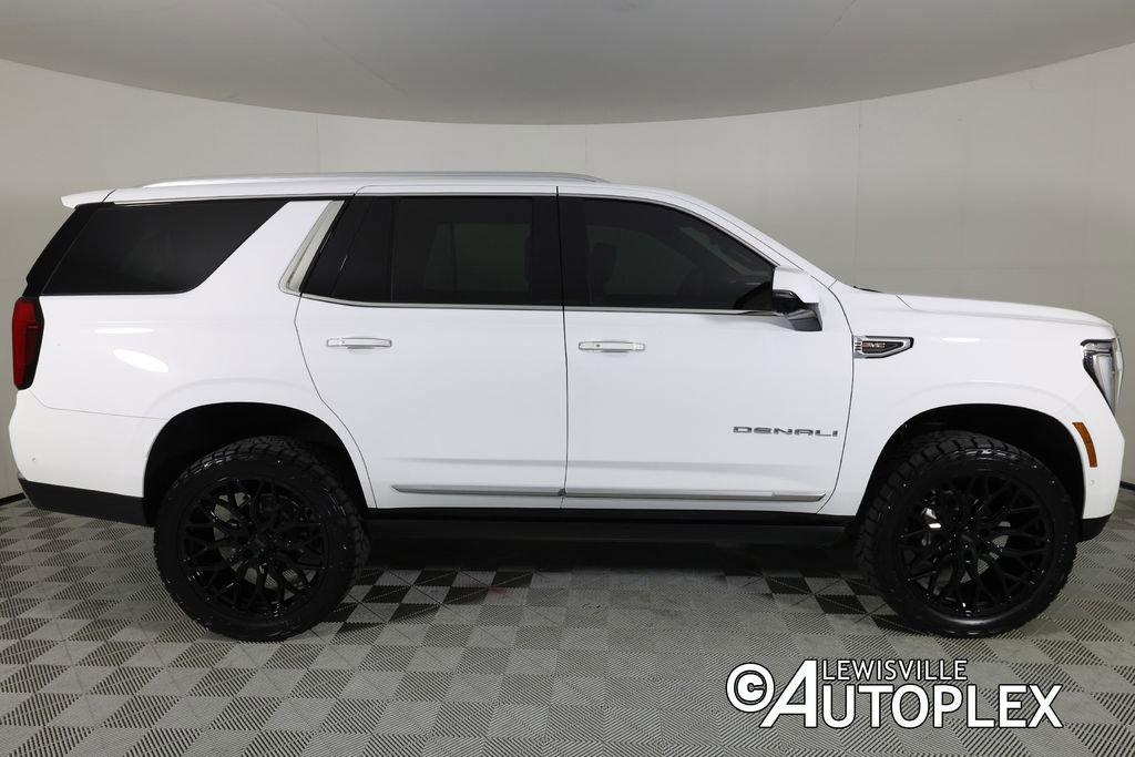 Used 2026 GMC Yukon Denali w/ Sun & Power Step Package AWD/4WD image 4