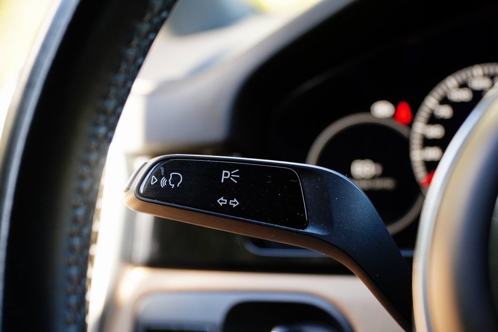 Used 2019 Porsche Cayenne S image 24