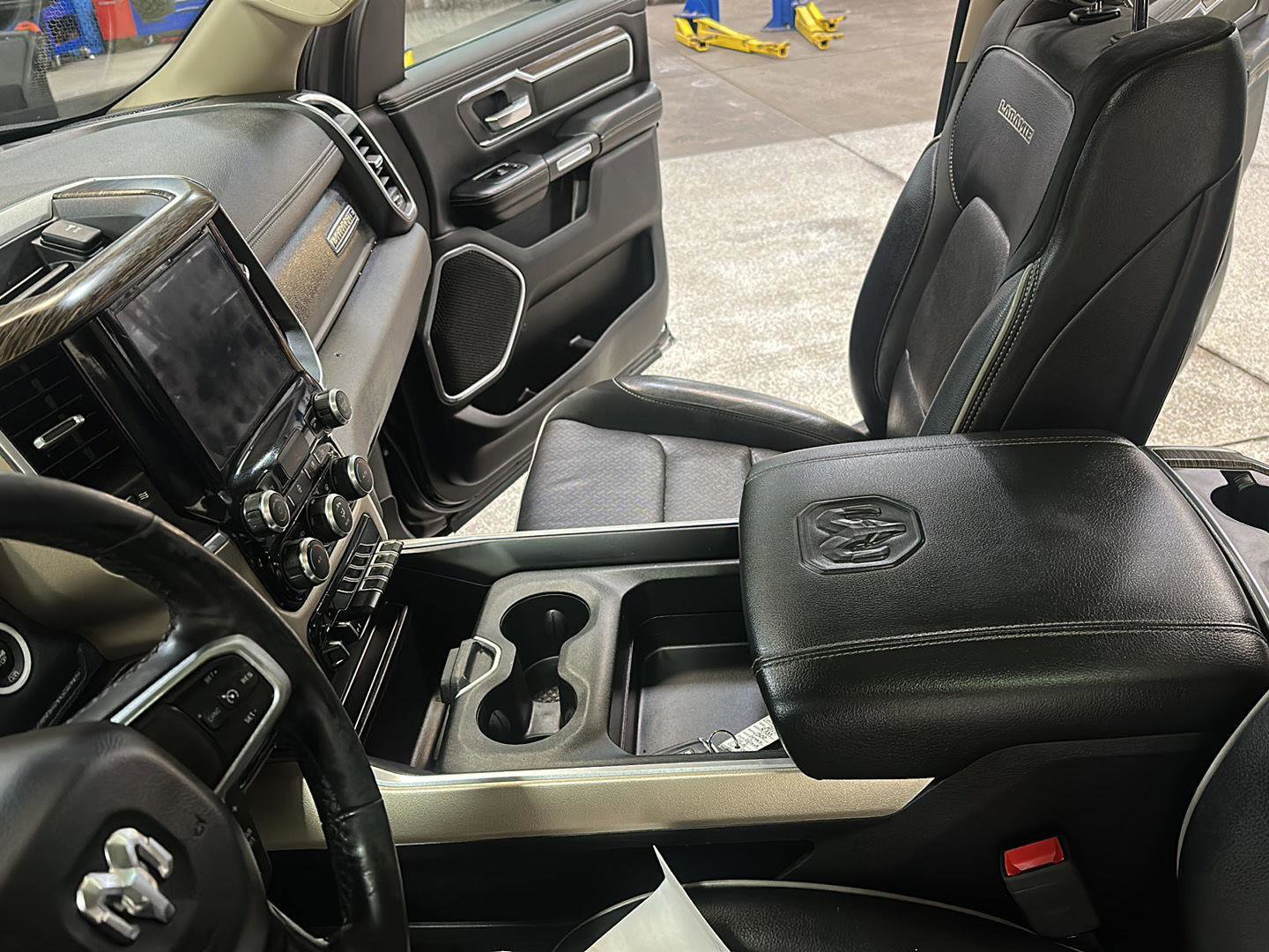 Used 2019 RAM 1500 Laramie image 27