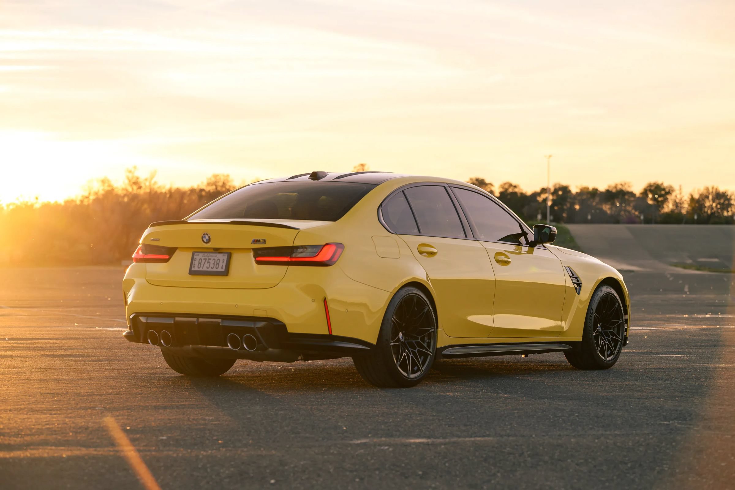 Used 2026 BMW M3 Competition w/ M Carbon Exterior Package AWD/4WD image 17